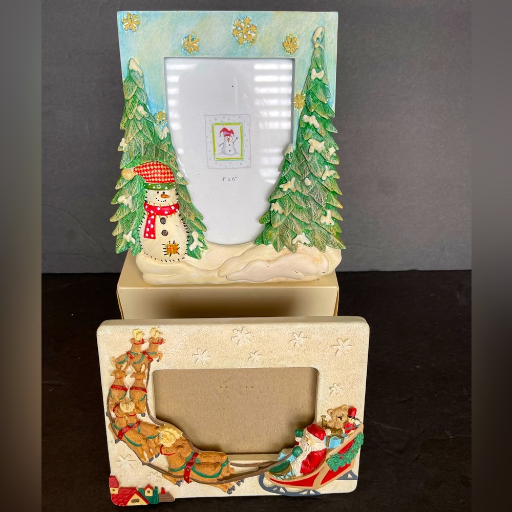 Christmas Photo Frame-Santa in a sleigh / Snowman Hold 4x6 photos